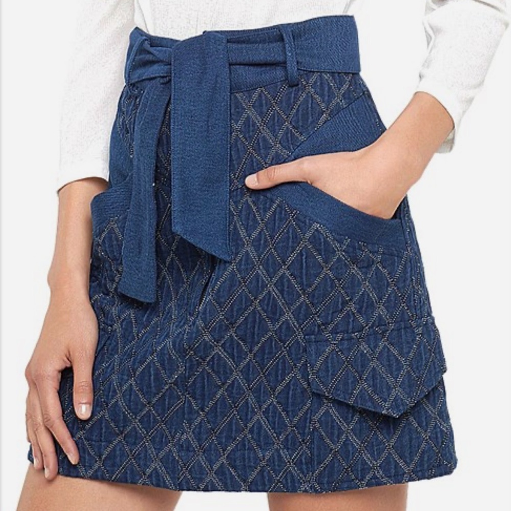 NWT MANNING CARTELL
QUILTED DENIM MINI SKIRT